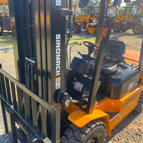 Autoelevador 3500kg - 3.5 Toneladas Sinomach Cpcd35