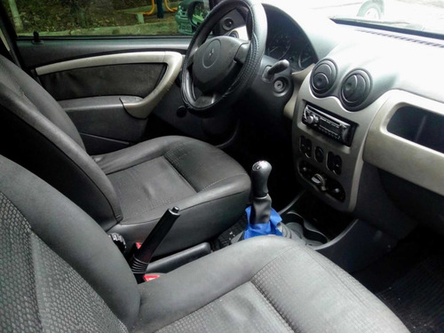 Imagem 4 de 5 de Renault Sandero 2009 1.6 Expression Hi-torque 5p