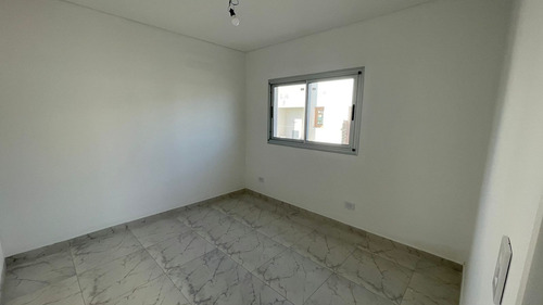 Casa En Venta En Riberas, Puertos, Escobar