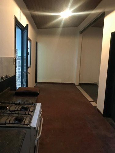Imagen 7 de 10 de Alquiler - Ph 3 Ambientes Con Patio - Villa Madero