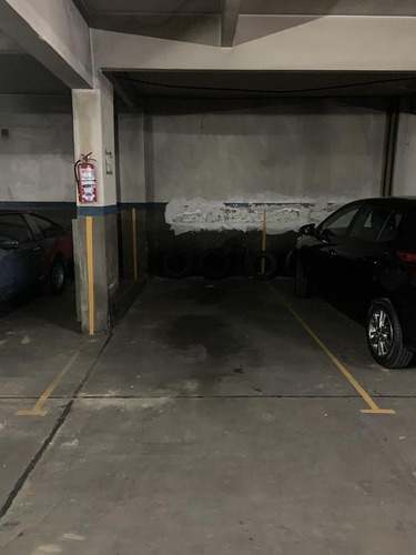 Imagen 9 de 12 de Cochera Fija Cubierta En Edificio - 5 X 2,15 Mts - En Planta Baja