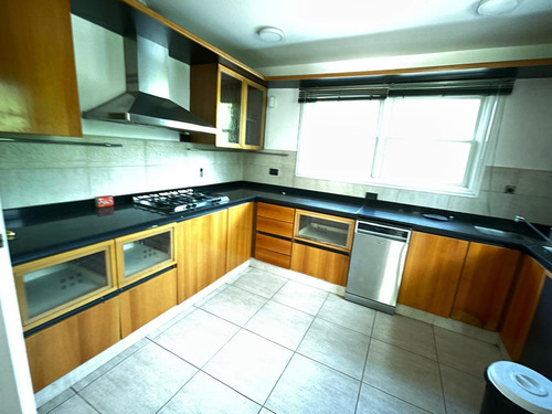 Importante Casa En Las Delicias 4 Dormitorios, Con Pileta, Q