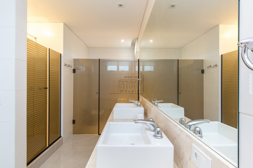Imagem 21 de 30 de Apartamento Com 3 Dormitórios À Venda Com 275.47m² Por R$ 1.588.000,00 No Bairro Cabral - Curitiba / Pr - Ap 954