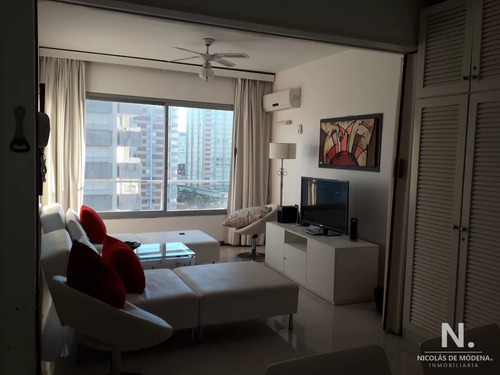 Alquila Y Vende Apartamento De 1 Dormitorio En Peninsula Punta Del Este.