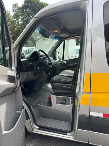 Mercedes-Benz Sprinter Furgão 2.2 Cdi 415 Longo Teto Baixo 9M3 5P