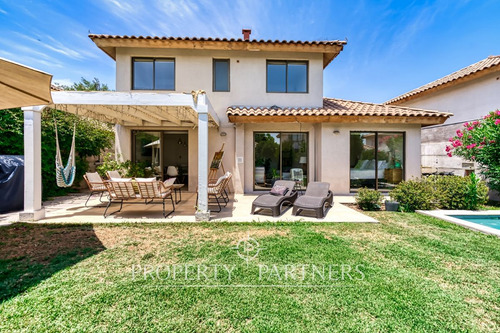 Excelente Casa Chilena En Las Brisas Norte