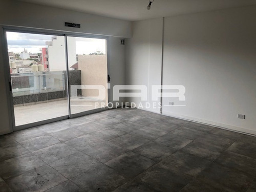 Imagen 3 de 10 de 2 Amb Frente + Balcon Aterrazado + Terraza Propia - Cafayate 800