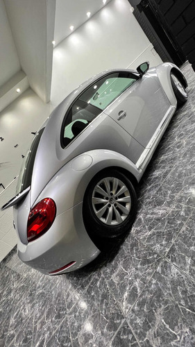 Imagen 13 de 25 de Volkswagen The Beetle 2015 1.4 Tsi Design