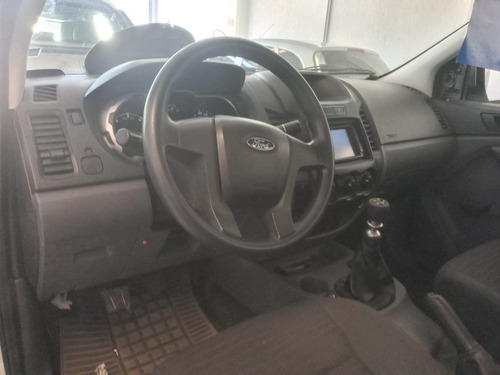 Ford Ranger 2.2 Xl Cab. Simples 4X4 2P