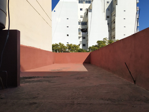 Imagen 9 de 18 de Local + Vivienda, Ph 3 Amb + Terraza , Sin Expens.