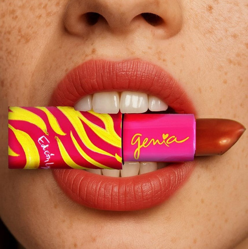 Genia Beauty - Lipstick Melocotón - Labial Matte Cremoso