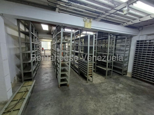 Espectacular Local En Alquiler Quinta Crespo #25-20686