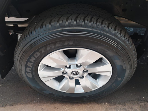 Imagem 11 de 15 de Toyota Hillux Cd 4x4 2.8 Diesel Manual
