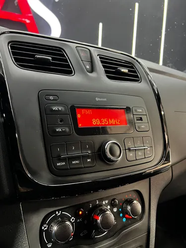 Renault Logan 1.6 Life