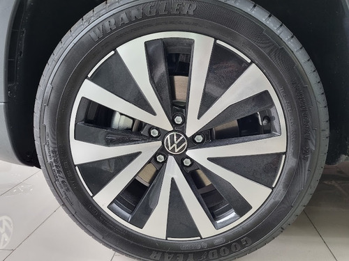 Imagen 8 de 24 de Volkswagen Taos Highline 250 Tsi Entrega Inmediata 0km Fl