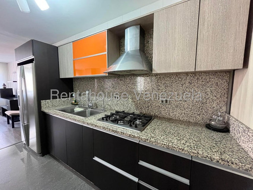 Julio Latouche 25-17840 Apartamento En Venta Prebo Valencia, Amplio, Cómodo E Iluminado, Re-modelado, Semi Amoblado, Cerca C. C. Shopping Center, Planta Electrica.