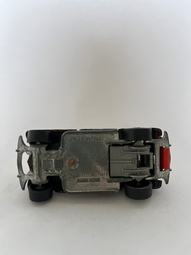 Hot Wheels 3-window 34 Hong Kong Rojo (Usado)