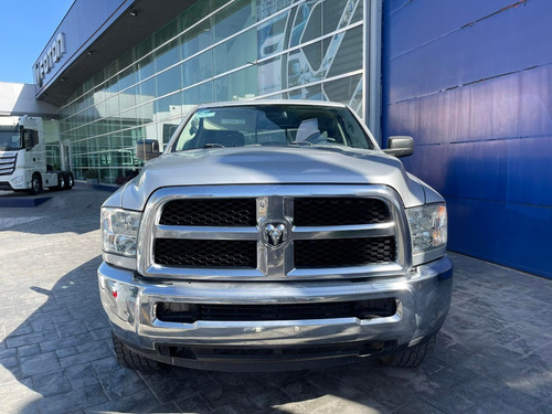 Imagen 2 de 10 de Dodge Ram Hd 2015