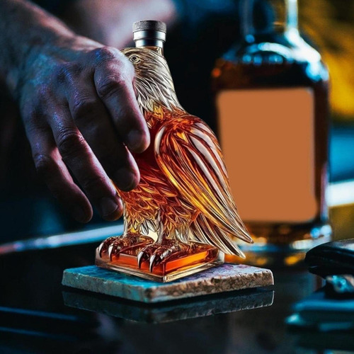 Whisky Eagle Bottle Glass Decanter Licor Botella Estatua De