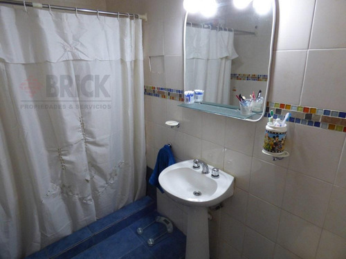 Piso T/casa S/exp En Pasteur Al 400 - Frente Apto Prof 2 Bcones T/a Nuevo