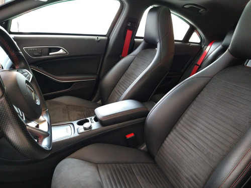 Imagem 11 de 12 de Mercedes Benz Classe Cla Cla 250 Sport Dct 4matic Gasolina