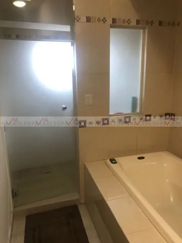 Venta Casa Cumbres 6 D En Monterrey