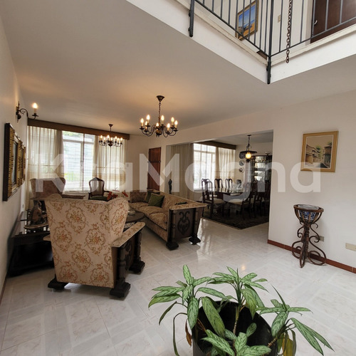 Imagen 3 de 7 de La Trinidad - Casa En Venta