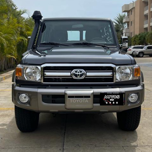 Imagen 4 de 13 de Toyota Land Cruiser Machito