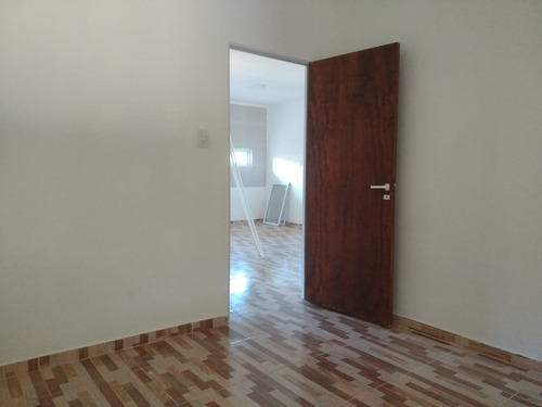 Imagen 3 de 8 de Casa Barrio Sur Dos Dormitorios