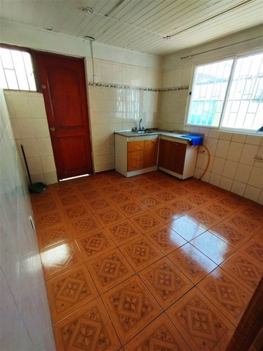 Imagen 3 de 12 de Casa En Venta De 3 Dorm. En Puente Alto