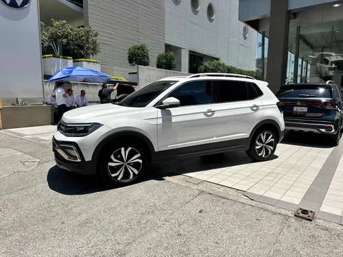 Volkswagen Taigun 1.0 Tsi Highline At