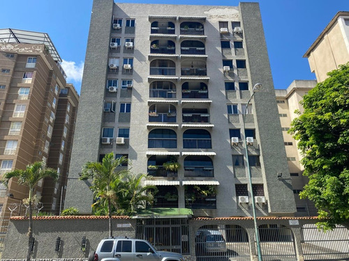 Apartamento En Venta En Macaracuay Piso 4 /  Hairol Gutierrez