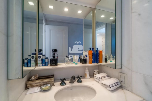Penthouse En Venta, 3 Dormitorios, Puerto De Punta Del Este. - Espigón Aloha - Ref : Pbi13511