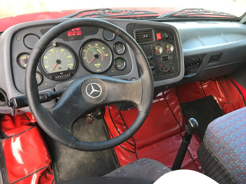 Mb L 1318 Ano 2011 Com Bau