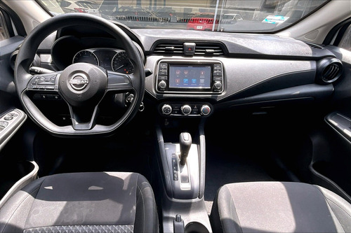 Nissan Versa 2023