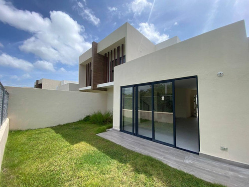 Casa Dúplex En Venta A Estrenar En Epic, Punta Cana, 3 Hab