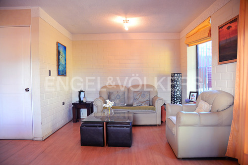 Acogedora Casa En Algarrobo.