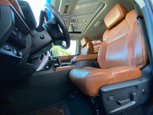 Toyota Tundra 5.7 Limited 4x4 At