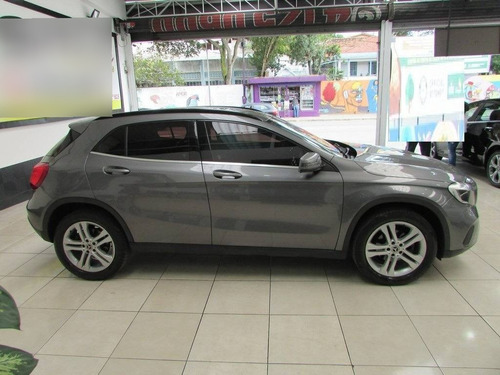 Imagem 6 de 11 de Mercedes-benz Gla 200 1.6 Cgi Flex Style 7g-dct