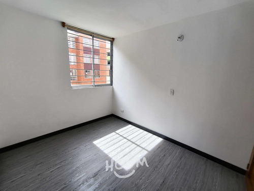 Apartamento En La Esmeralda.. 3 Habitaciones, 45 M², Id: 154298