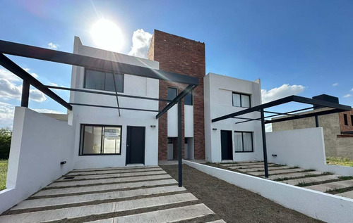 Venta Duplex 2 Dorm 2 Baños- Colinas De Manantiales