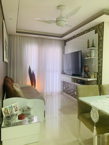 Apartamento Bem Localizado Na Vila Carrão Com Bela Vista