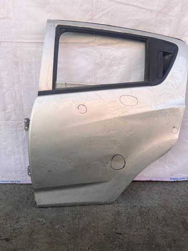 Puerta Trasera Izq Chevrolet Beat Hb 2018-2022 Uso Orig Trasera Izquierda (Usado)