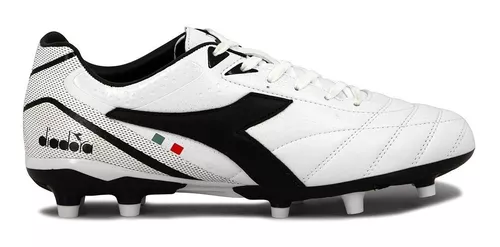 Champion De Futbol 11 Calzado Con Tapones Striker Diadora