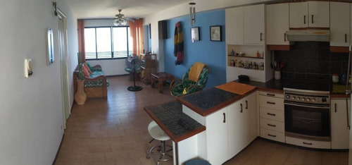 Imagen 1 de 14 de Apartamento En Alquiler Catia La Mar