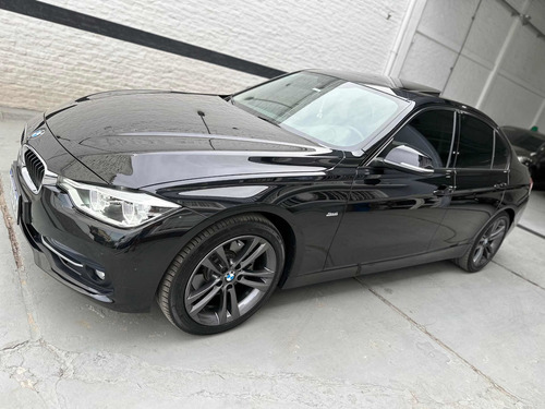 Imagen 2 de 25 de Bmw Serie 3 2016 3.0 330i Sedan Sport Line 252cv