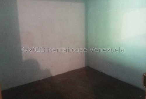 Ab Rentahouse Ofrece En Venta Casa Comercial Con Alto Trafico De Clientes, Ubicada En La Av. Principal De La Bocaina