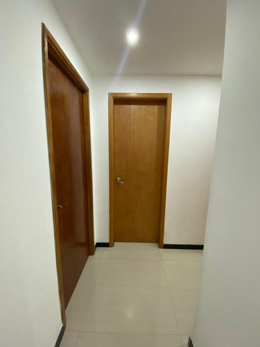 Apartamento En Venta - Urb. Escampadero
