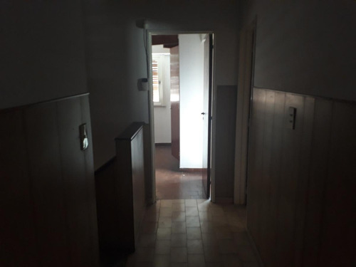 Duplex 4 Amb Con Cochera, Quincho Y Parrilla - 127 M² Cubiertos - San Justo