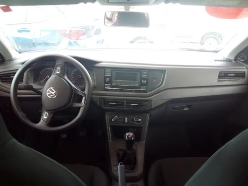 Volkswagen Polo Track 1.0 Flex 12V 5p